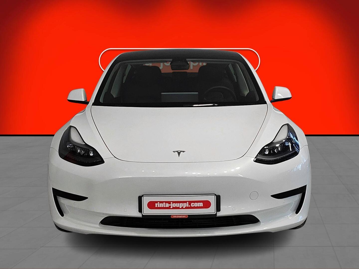 TESLA MODEL 3 2022