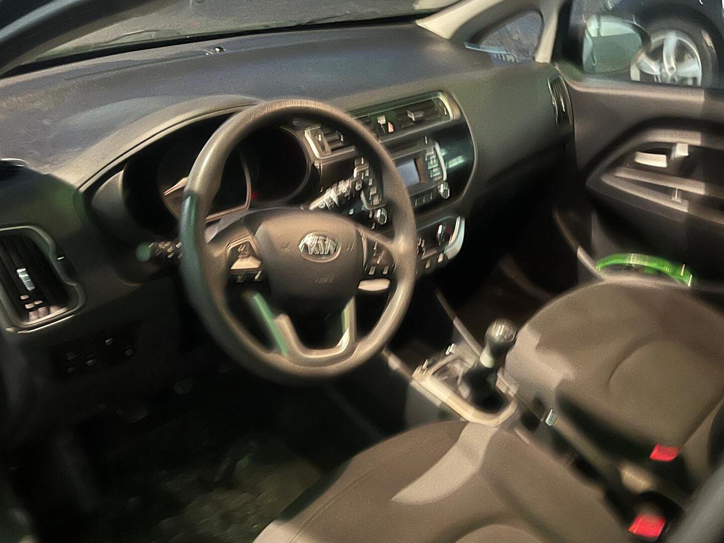 KIA RIO 2016