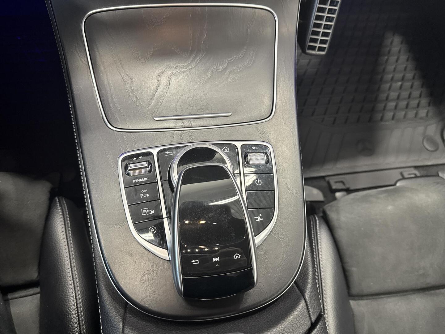 MERCEDES-BENZ E 2017