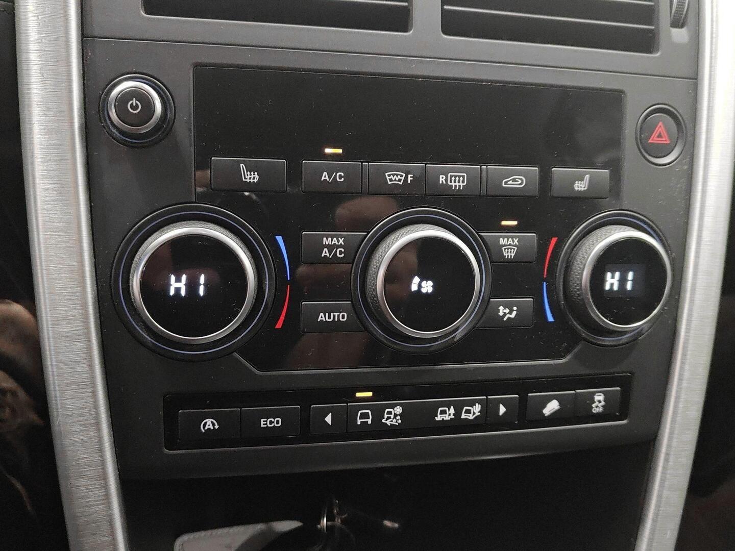 LAND ROVER Discovery Sport 2017