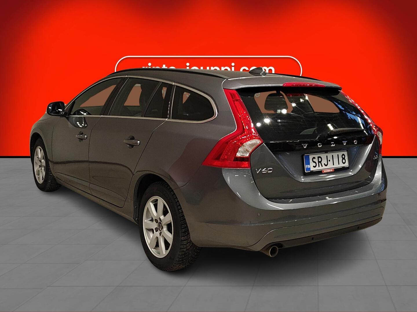 VOLVO V60 2018