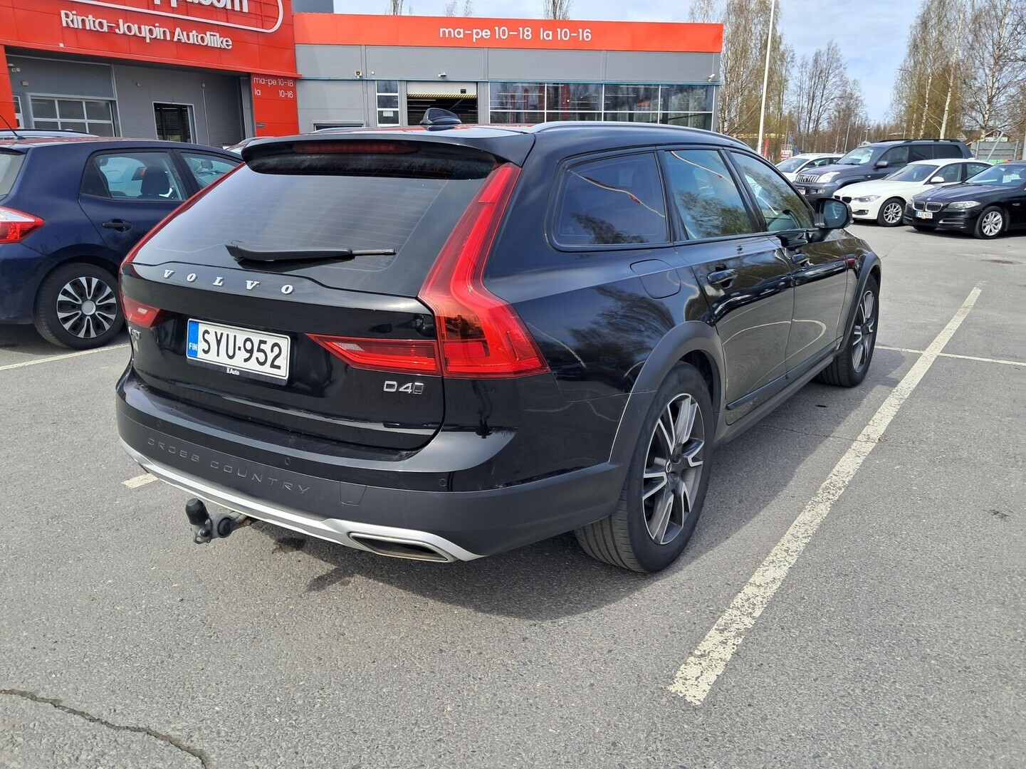 VOLVO V90 Cross Country 2017