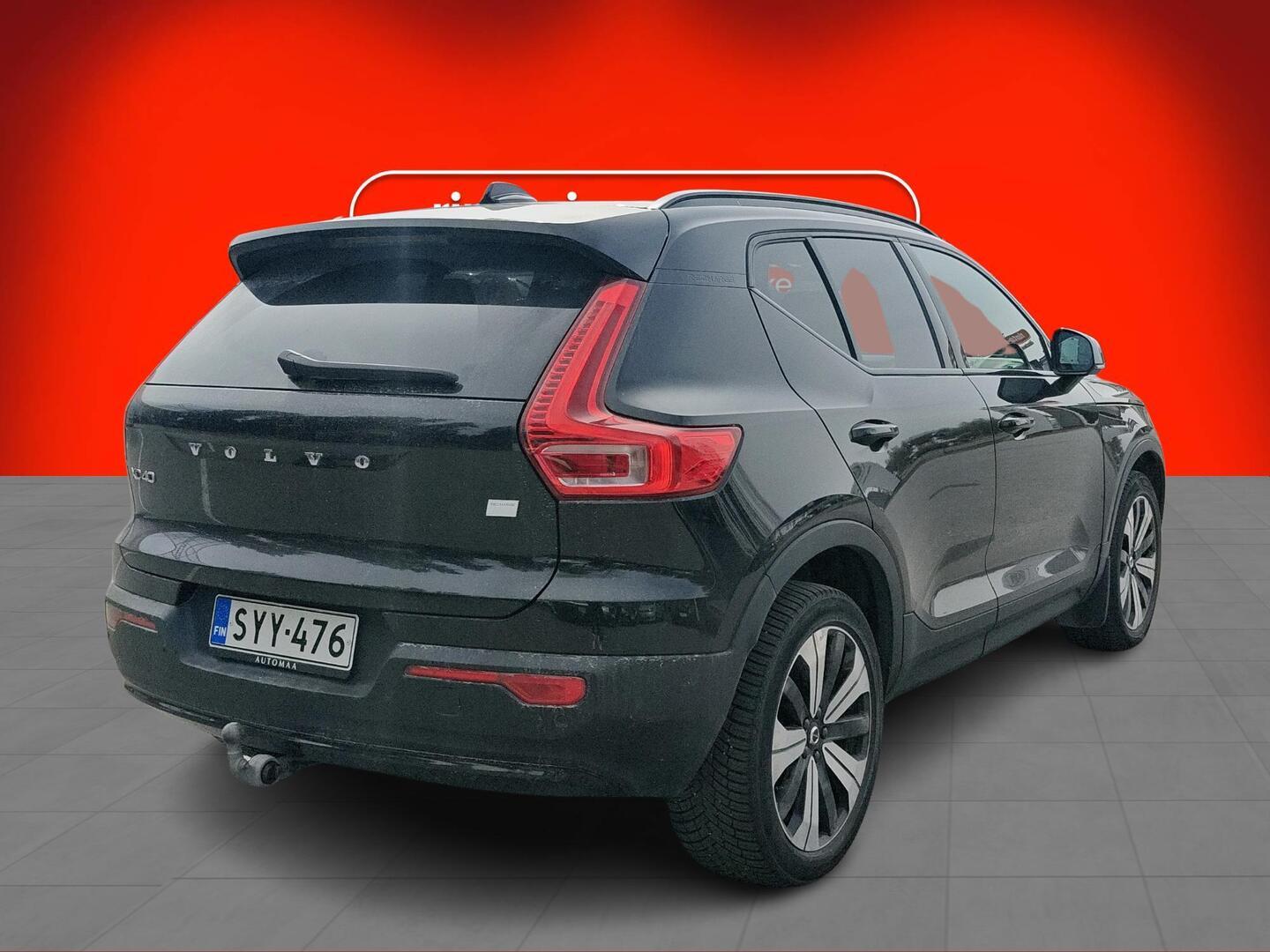 VOLVO XC40 2023