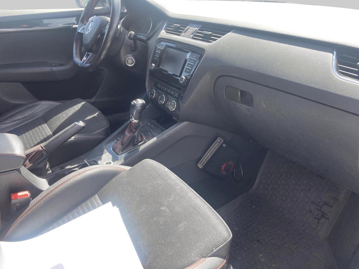 SKODA Octavia 2015