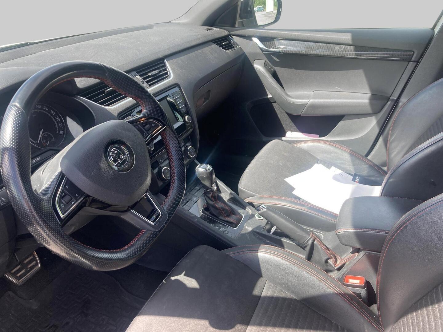 SKODA Octavia 2015