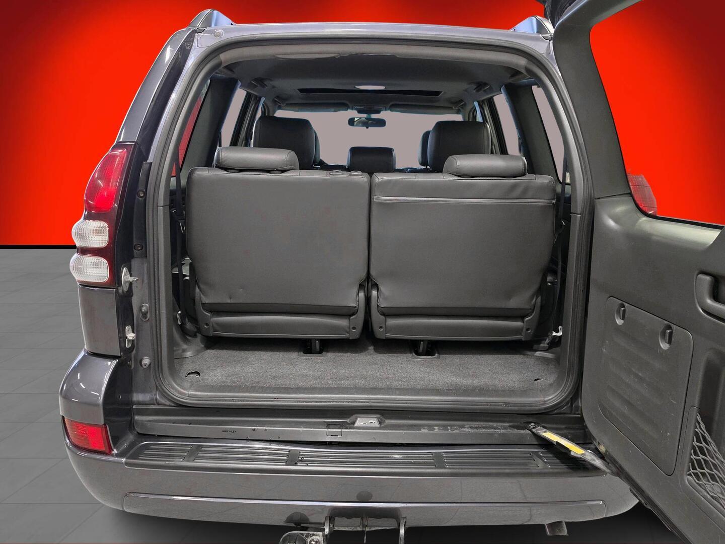TOYOTA Land Cruiser 2004