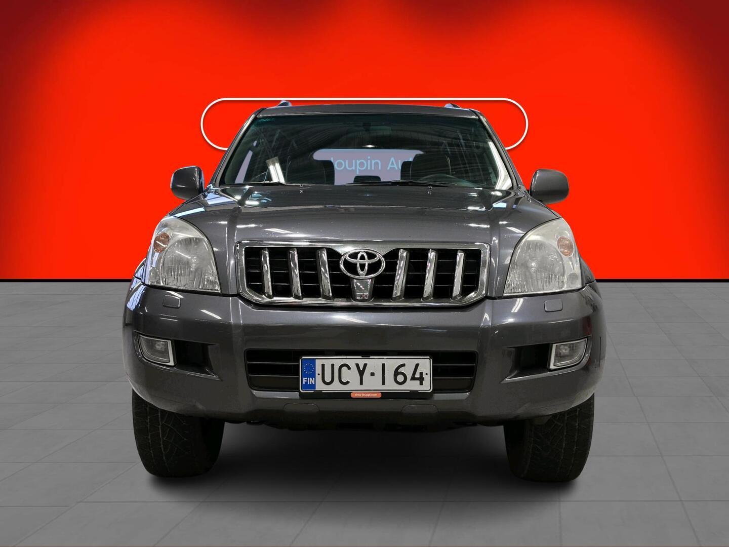 TOYOTA Land Cruiser 2004