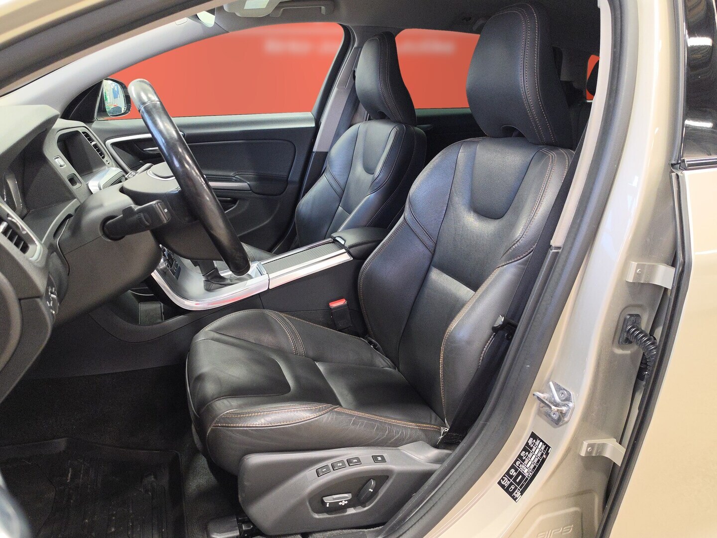 VOLVO V60 Cross Country 2016