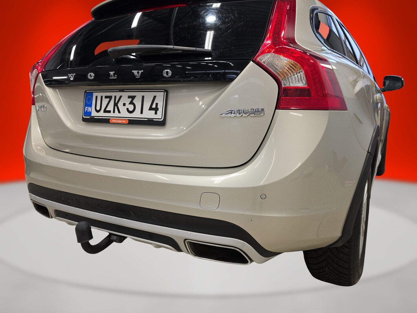 VOLVO V60 Cross Country 2016