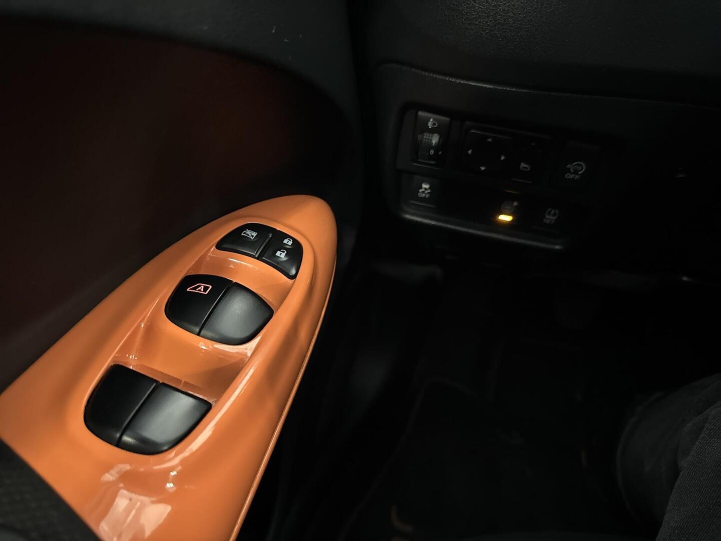 NISSAN Juke 2015