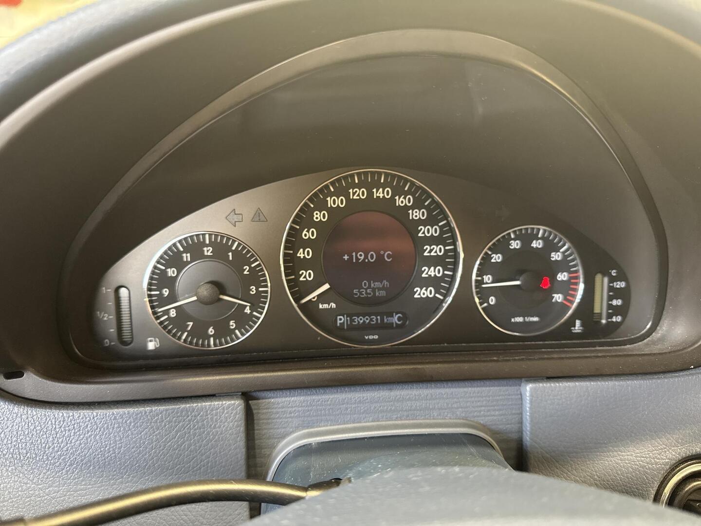 MERCEDES-BENZ CLK 2003
