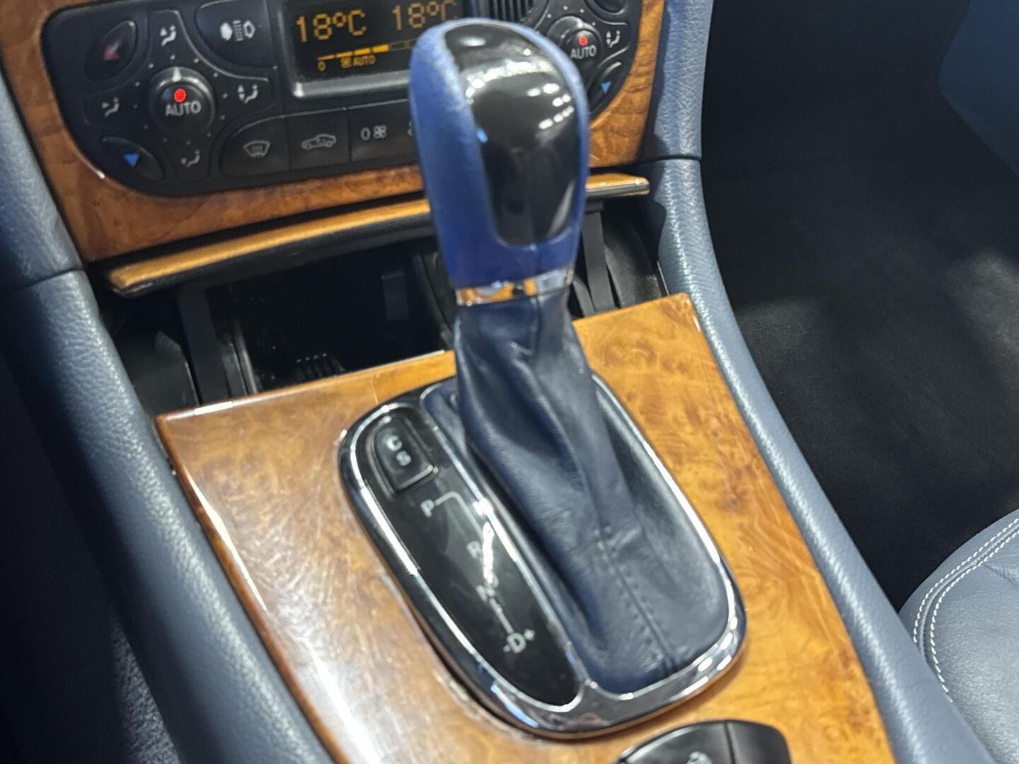 MERCEDES-BENZ CLK 2003
