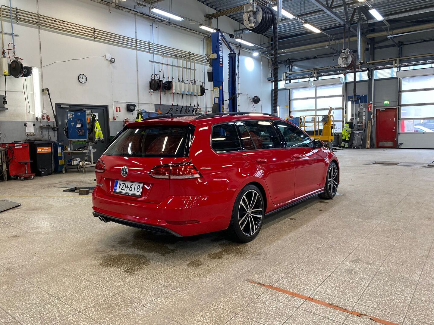 VOLKSWAGEN Golf 2017