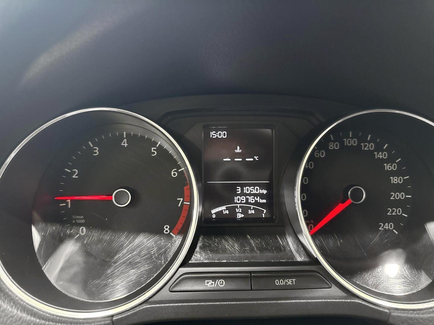 VOLKSWAGEN Polo 2017