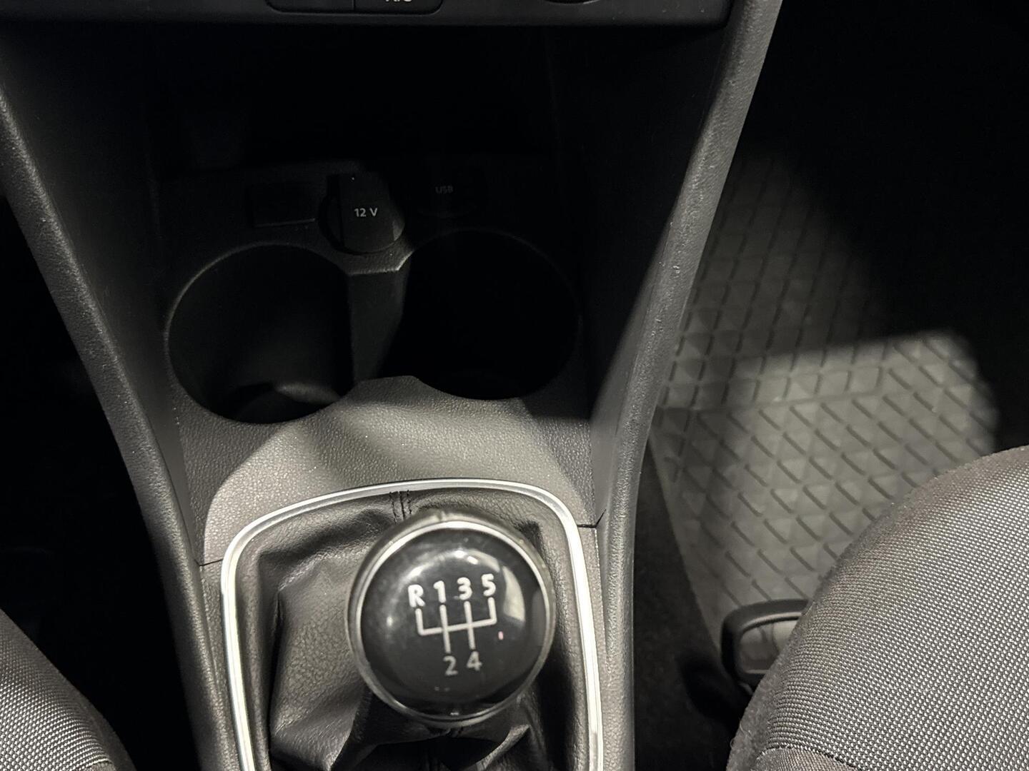 VOLKSWAGEN Polo 2017