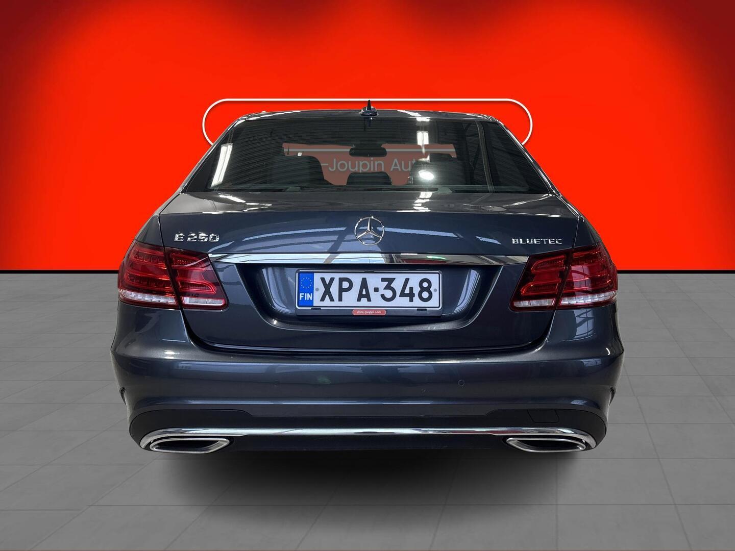 MERCEDES-BENZ E 2015