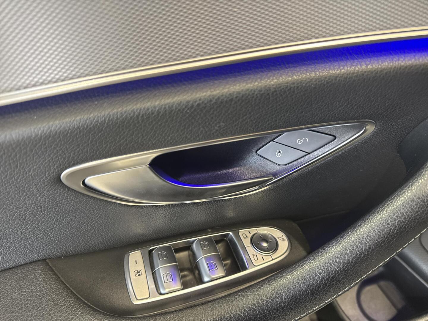 MERCEDES-BENZ E 2018