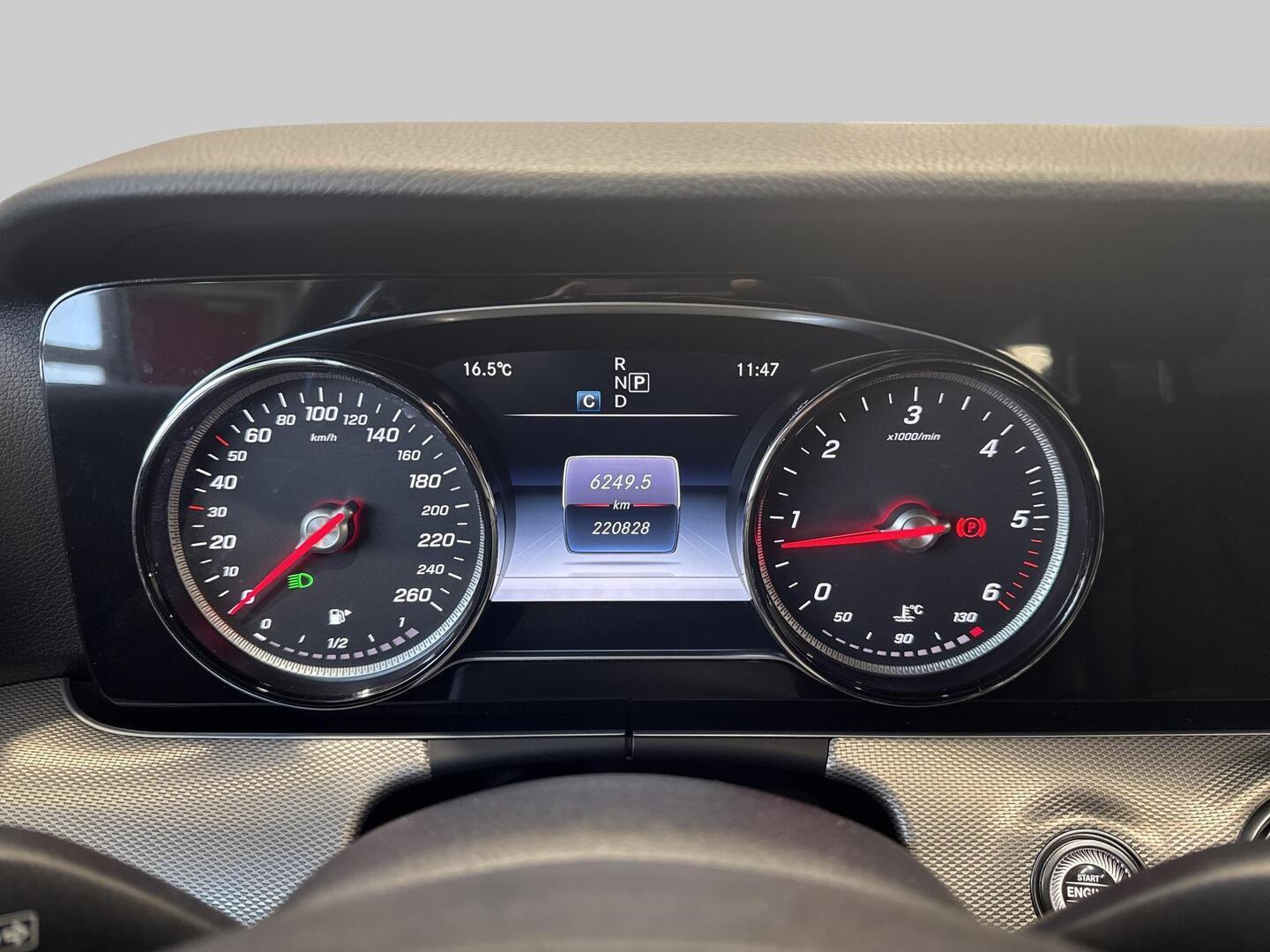 MERCEDES-BENZ E 2018