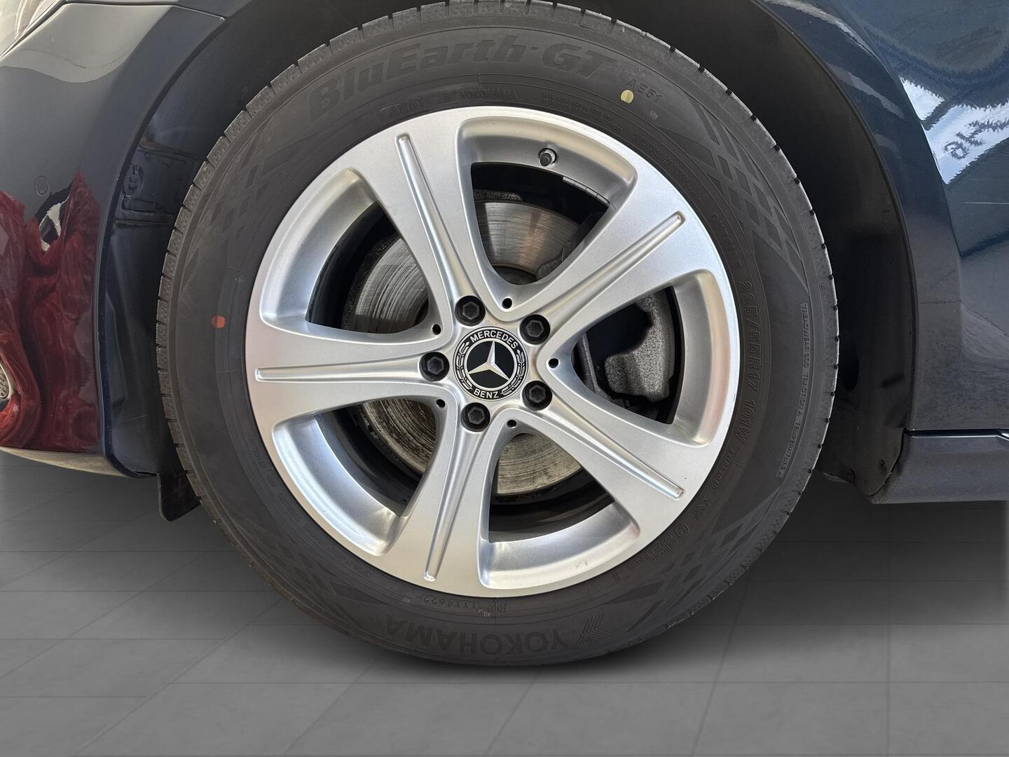 MERCEDES-BENZ E 2018