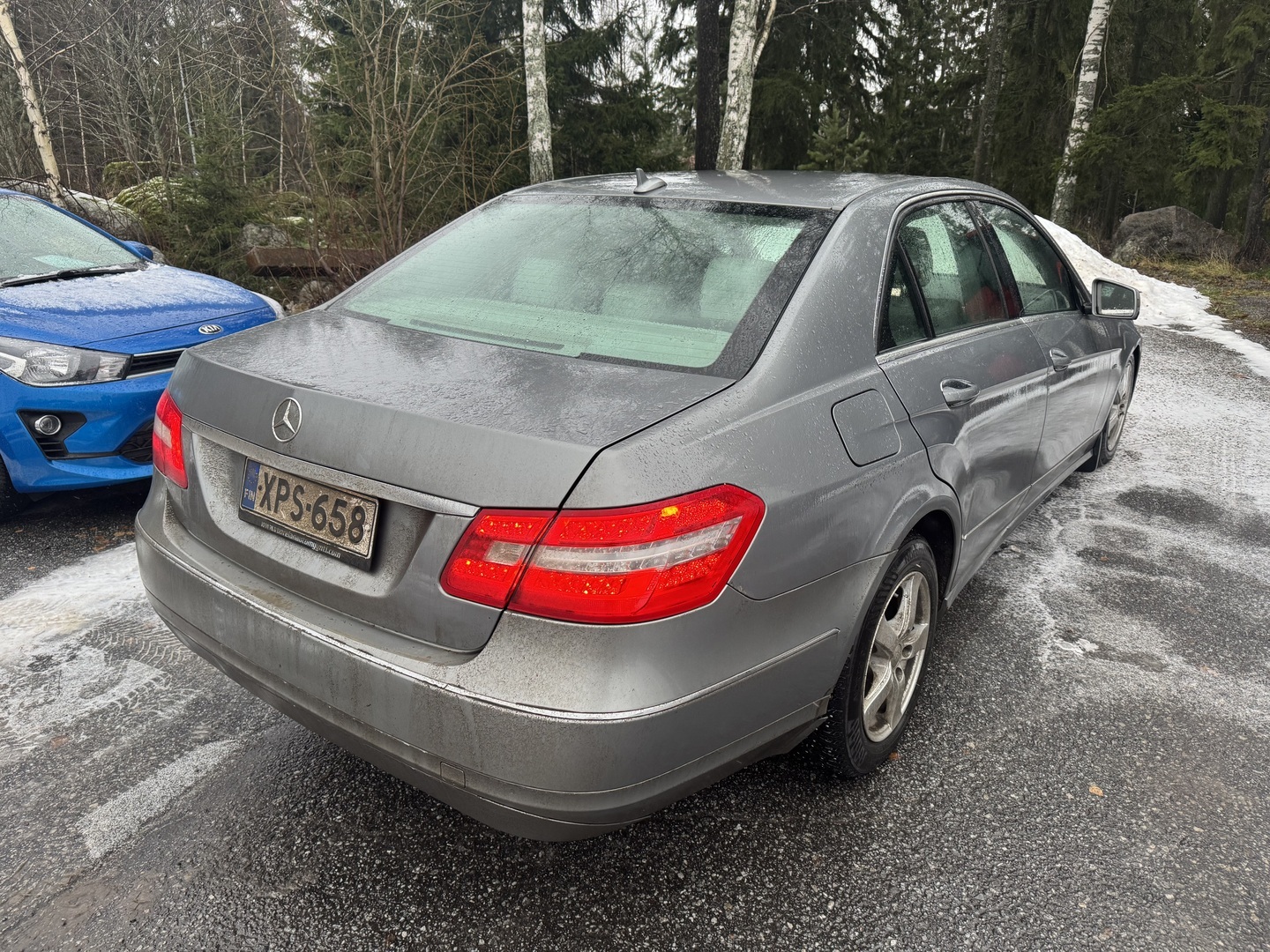 MERCEDES-BENZ E 2009