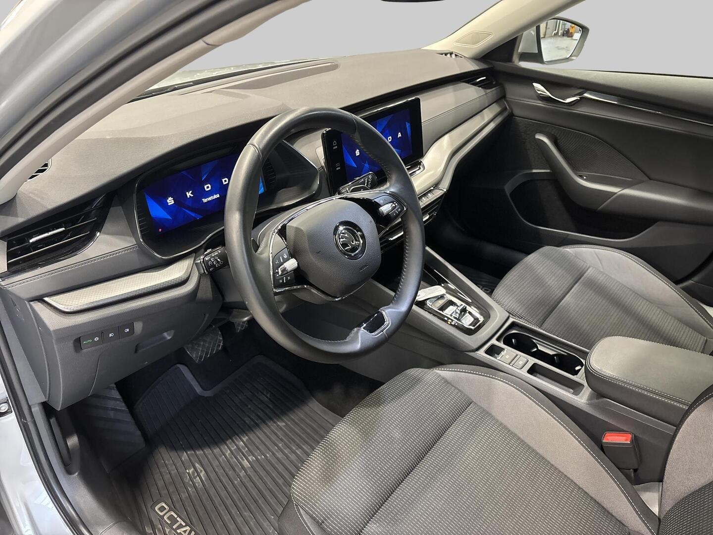 SKODA OCTAVIA 2024