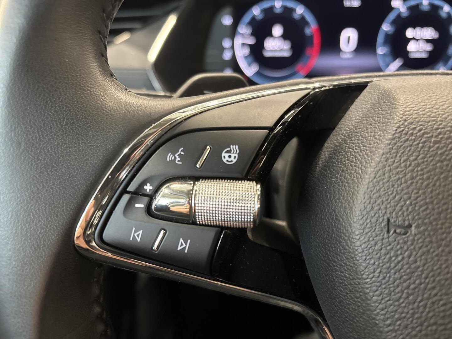 SKODA OCTAVIA 2024