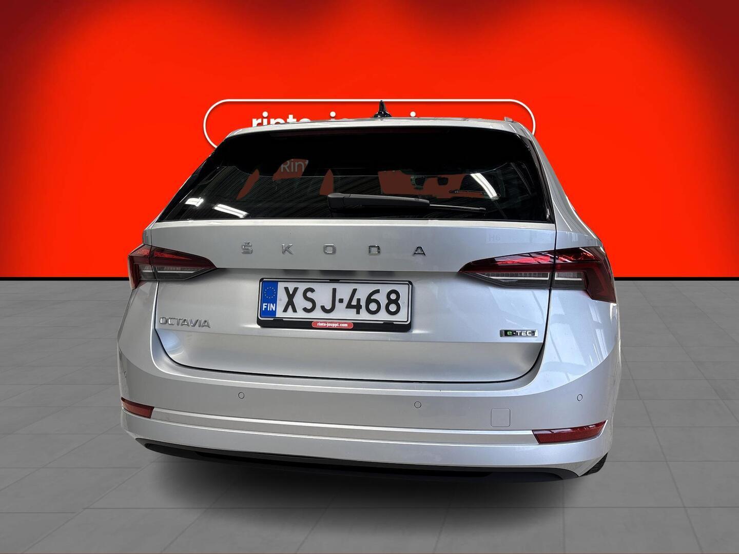 SKODA OCTAVIA 2024