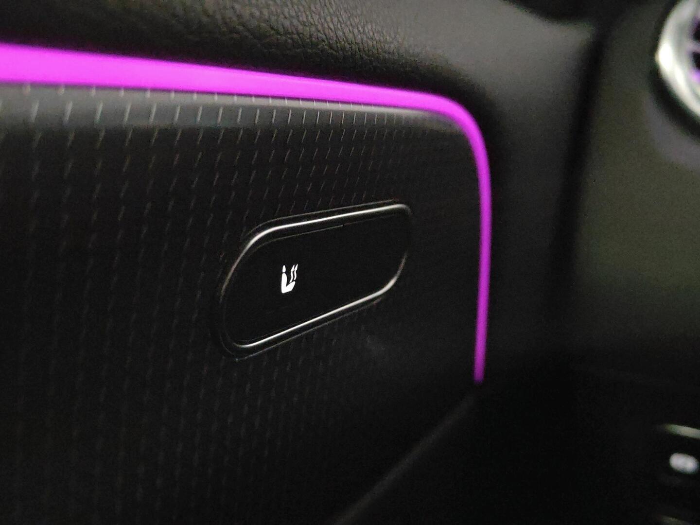 MERCEDES-BENZ EQA 2021