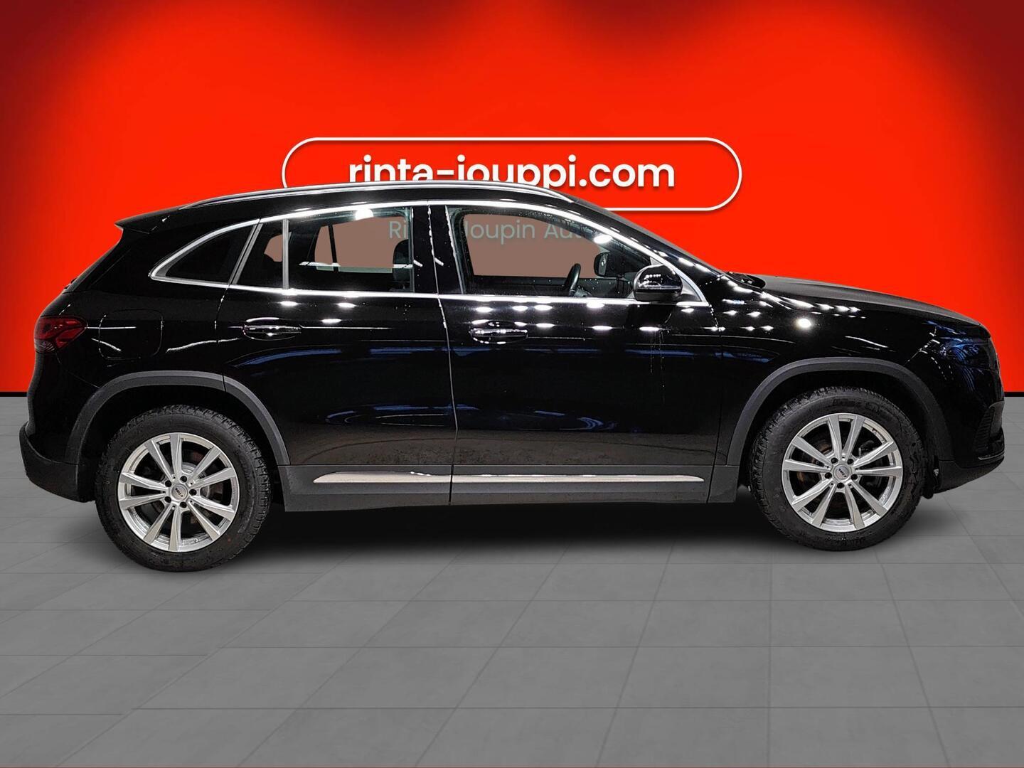 MERCEDES-BENZ EQA 2021