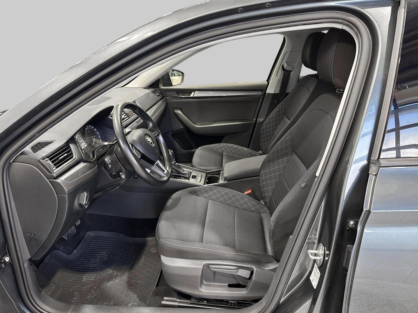 SKODA Superb 2017