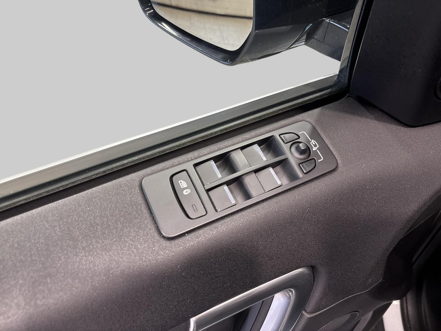LAND ROVER Discovery Sport 2018
