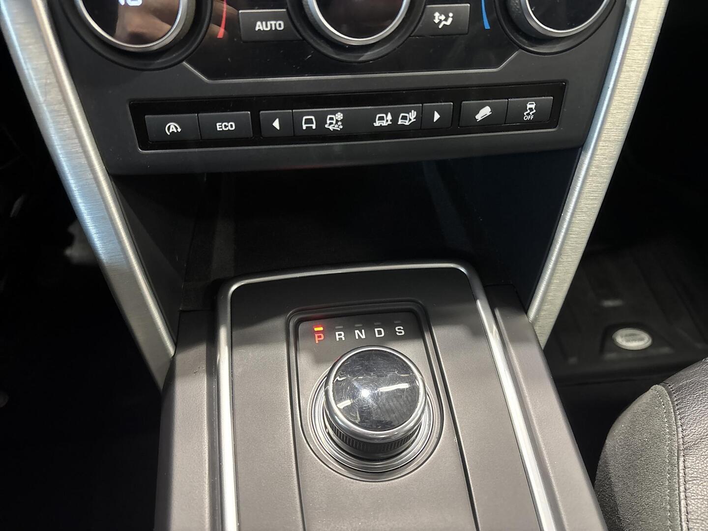 LAND ROVER Discovery Sport 2018