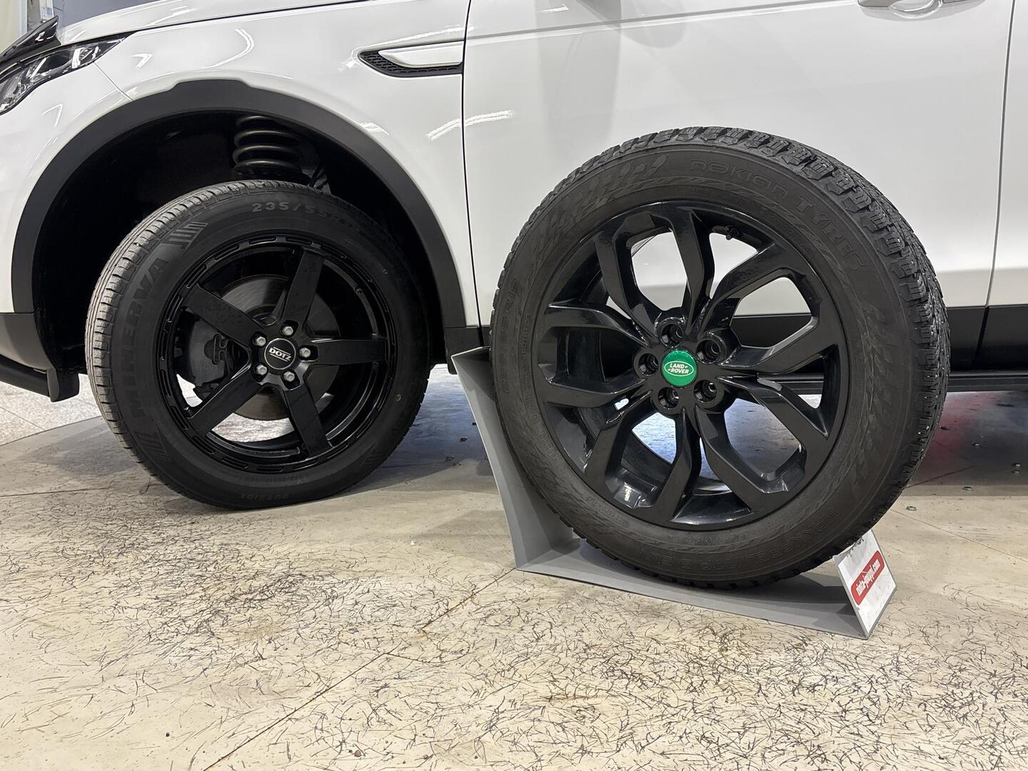LAND ROVER Discovery Sport 2018