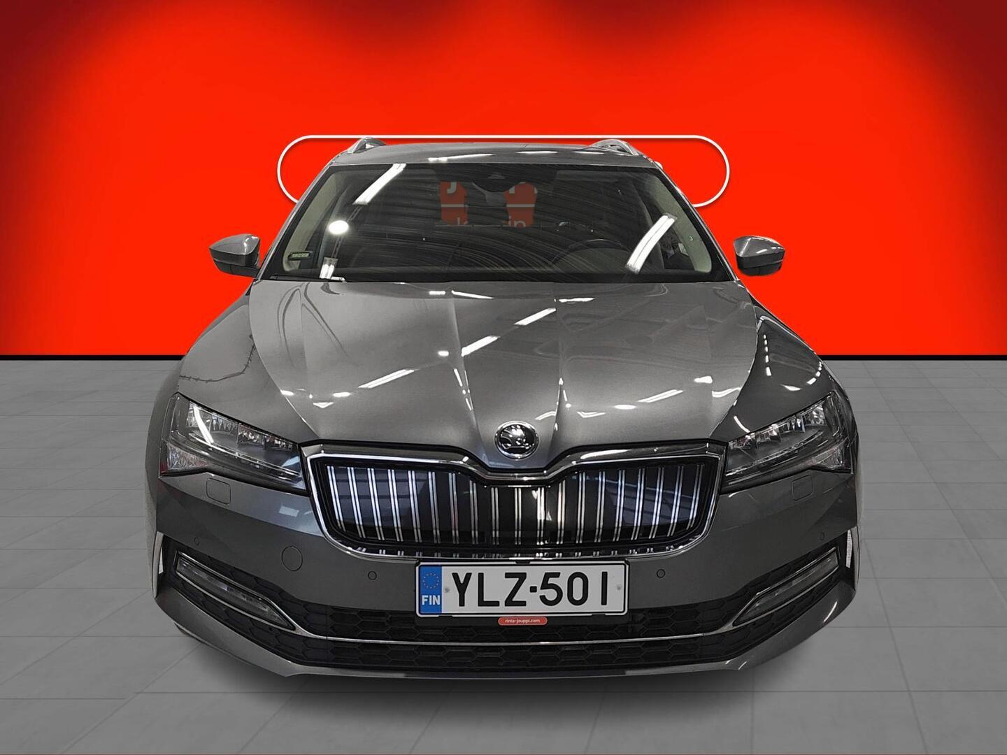 SKODA Superb 2023