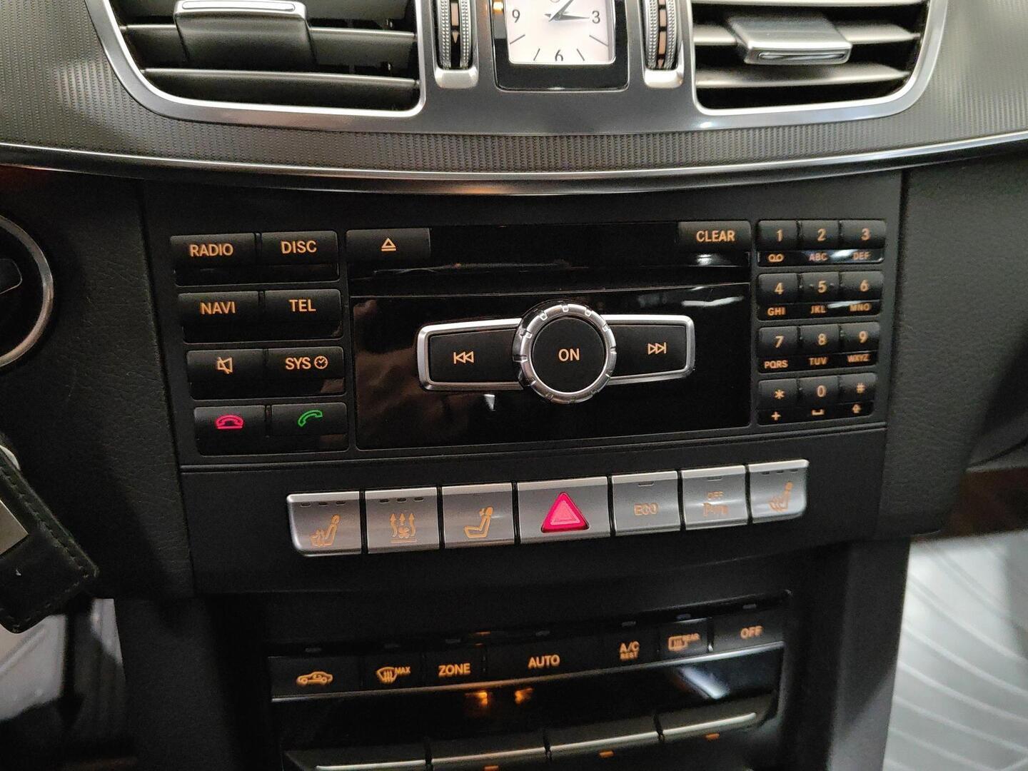 MERCEDES-BENZ E 2013