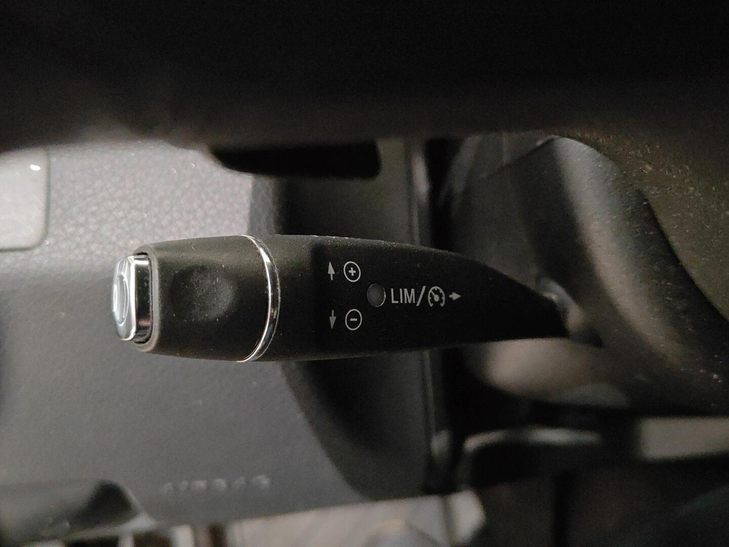 MERCEDES-BENZ E 2013