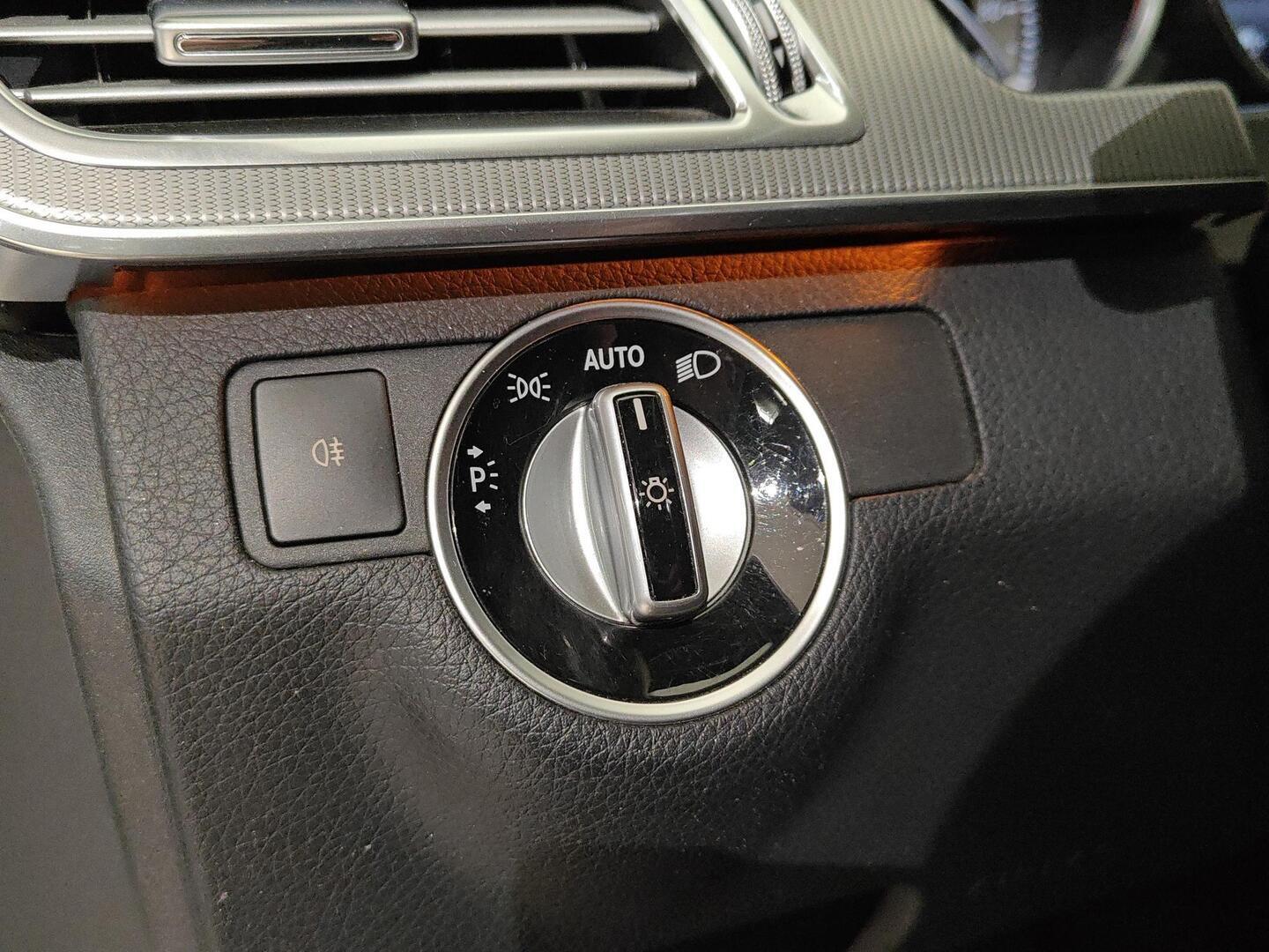 MERCEDES-BENZ E 2013