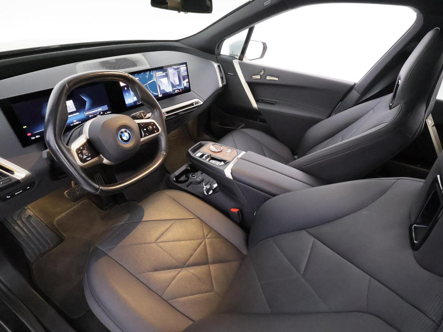 BMW IX 2022