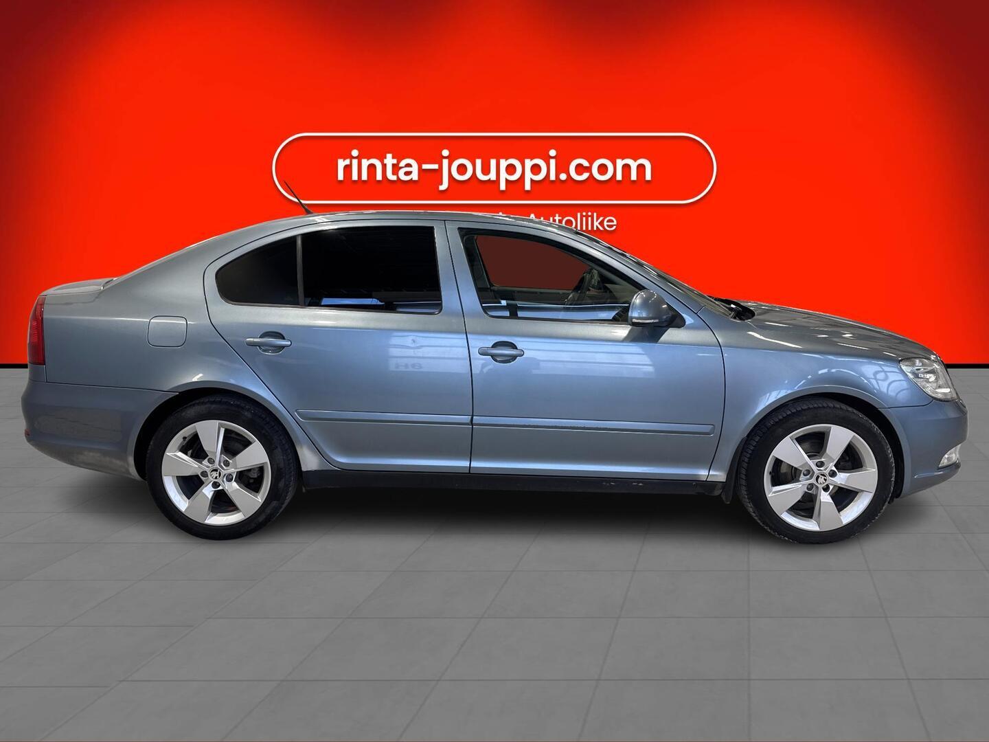 SKODA Octavia 2011