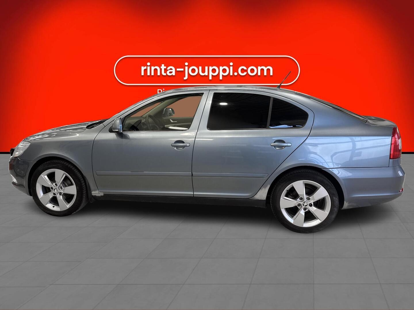 SKODA Octavia 2011