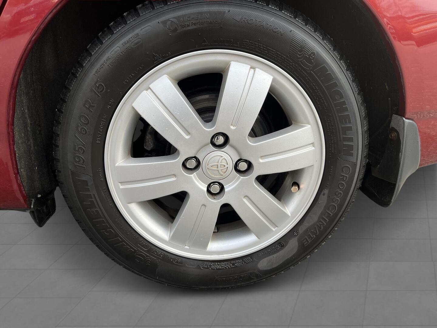 TOYOTA Corolla 2005