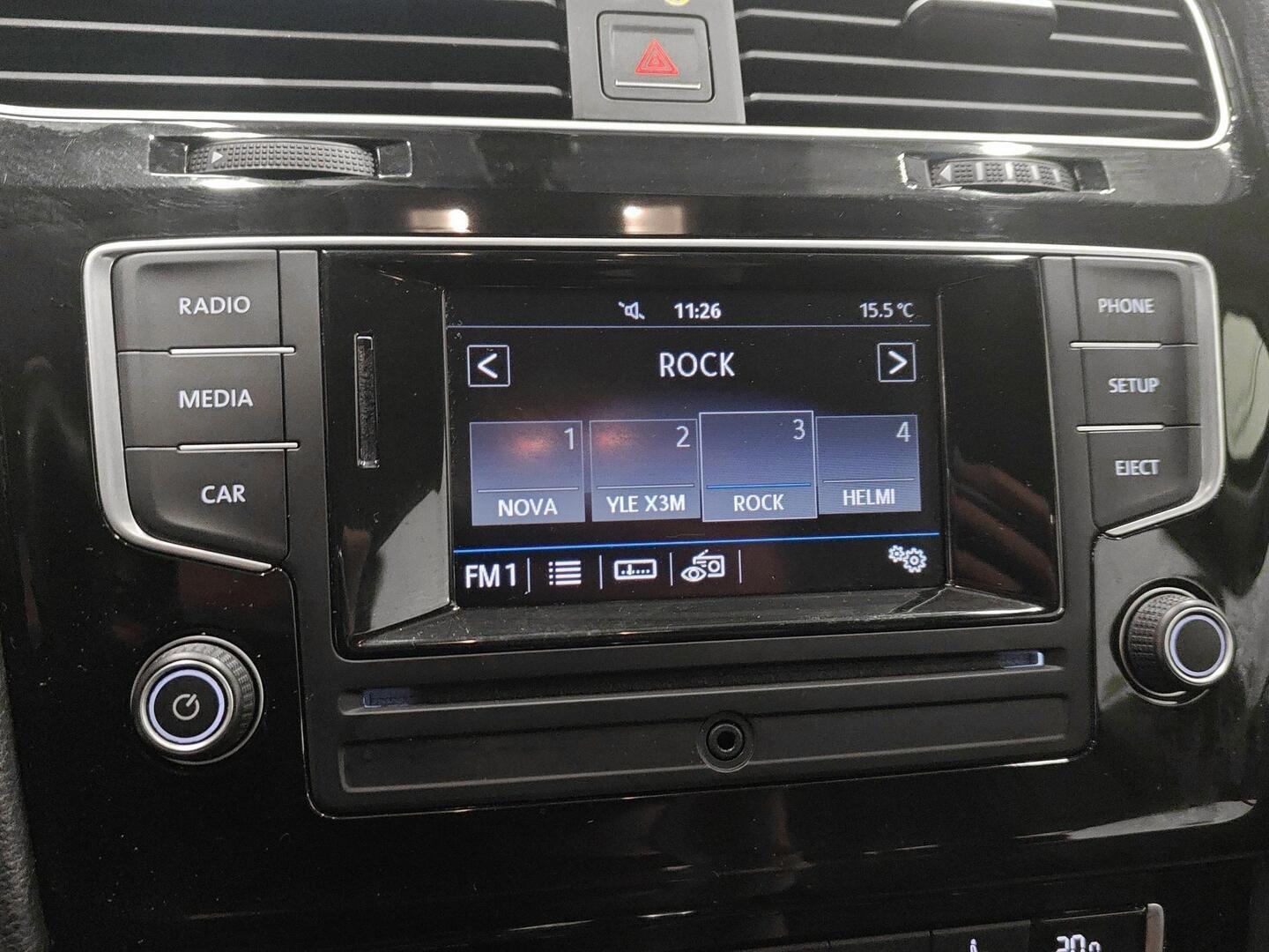 VOLKSWAGEN Golf 2017