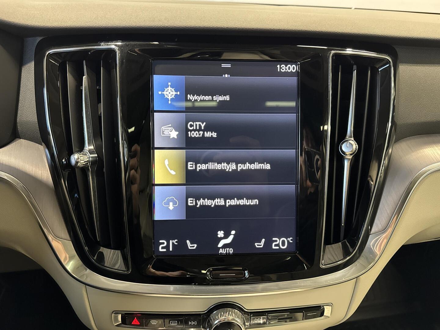 VOLVO V60 2020
