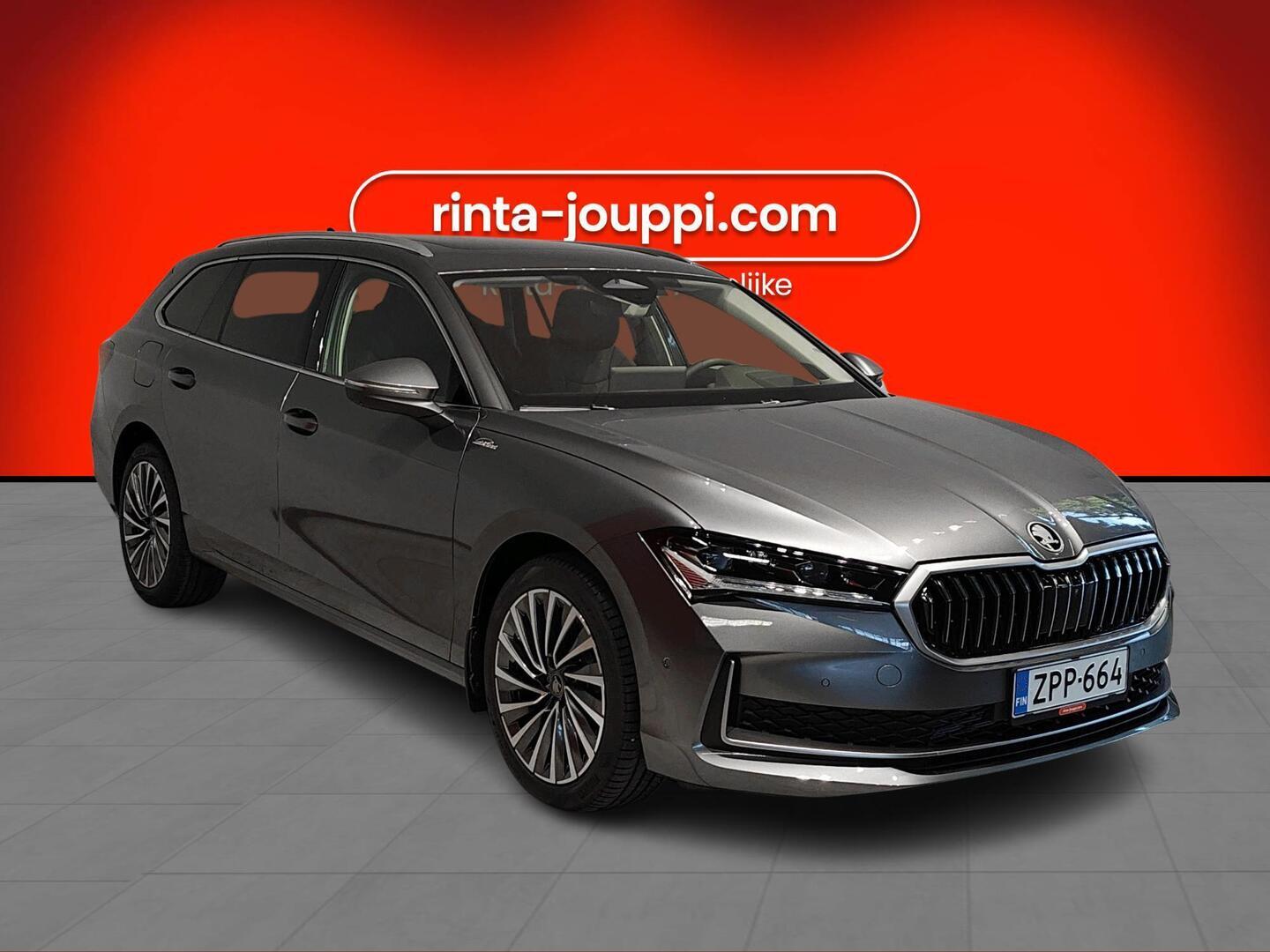SKODA Superb 2025