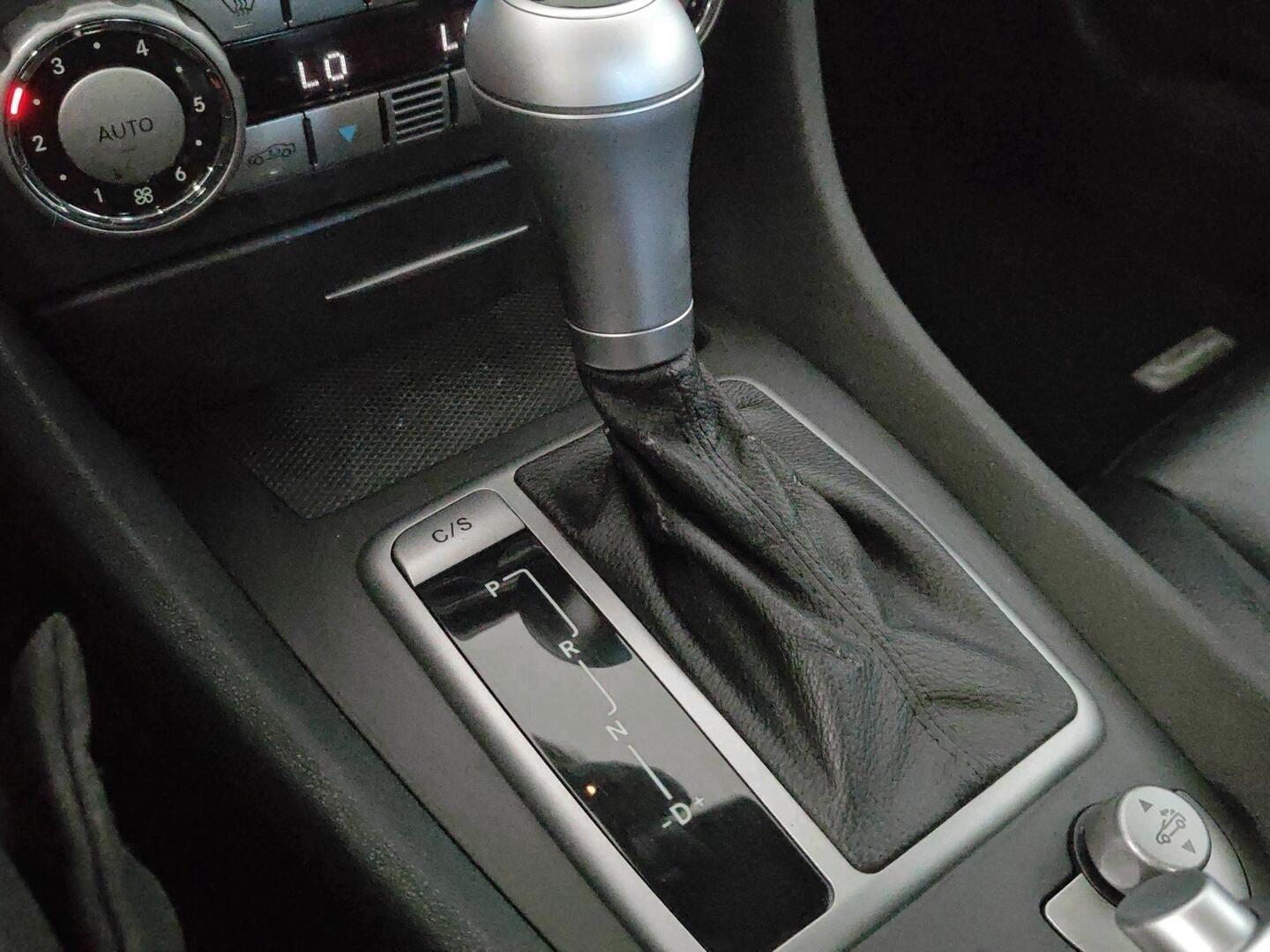 MERCEDES-BENZ SLK 2004