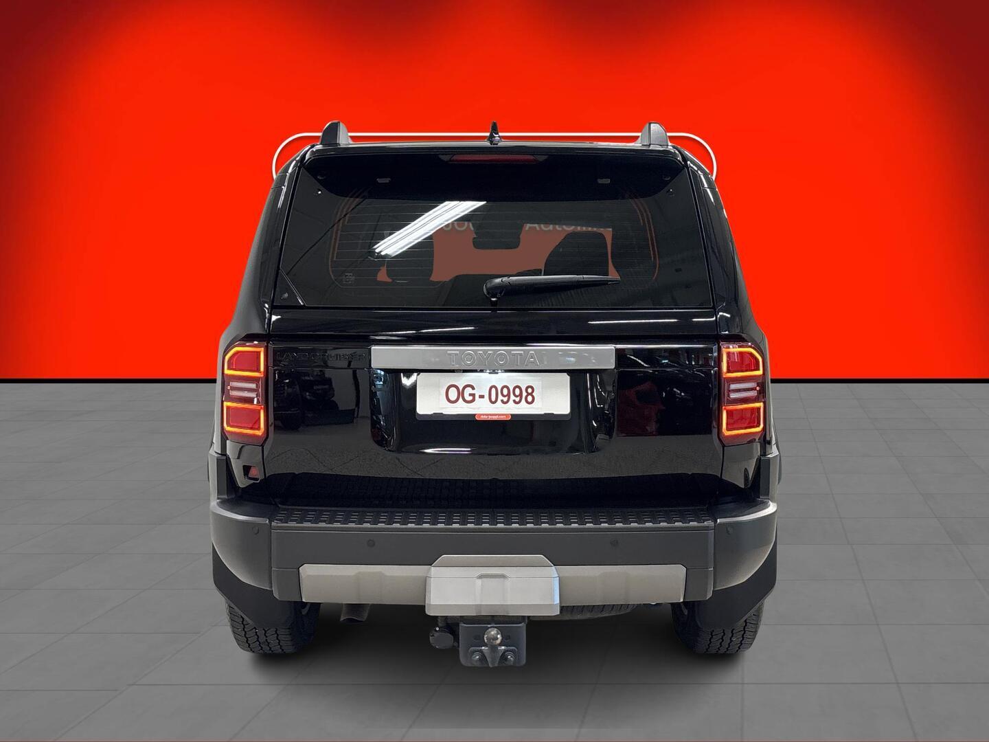TOYOTA LAND CRUISER 2024