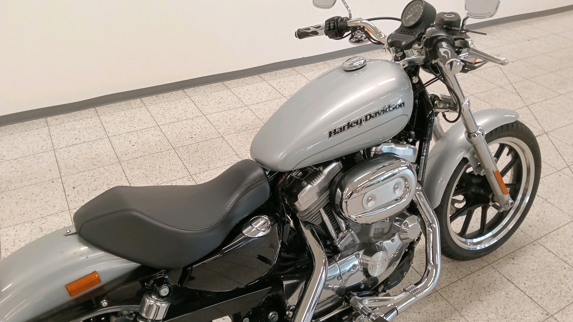 HARLEY-DAVIDSON SPORTSTER 2015
