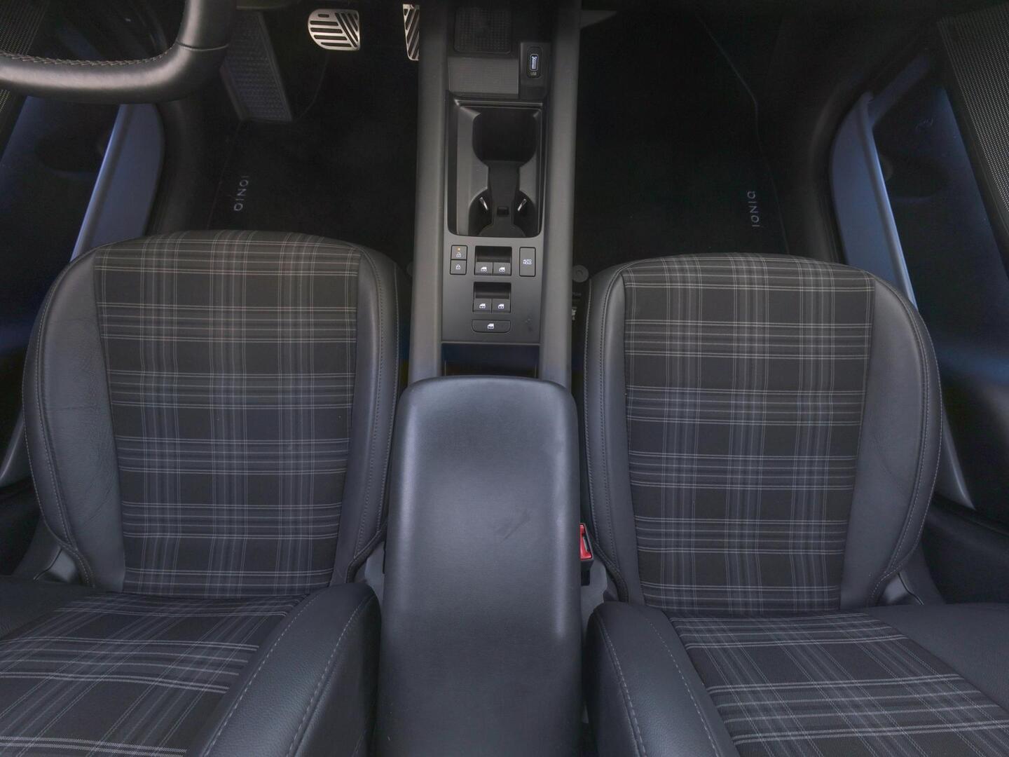 HYUNDAI IONIQ 6 2023