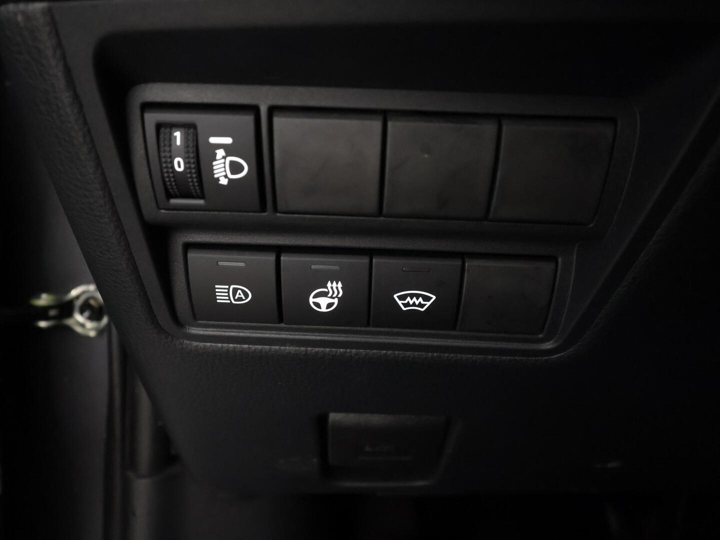 TOYOTA YARIS CROSS 2025