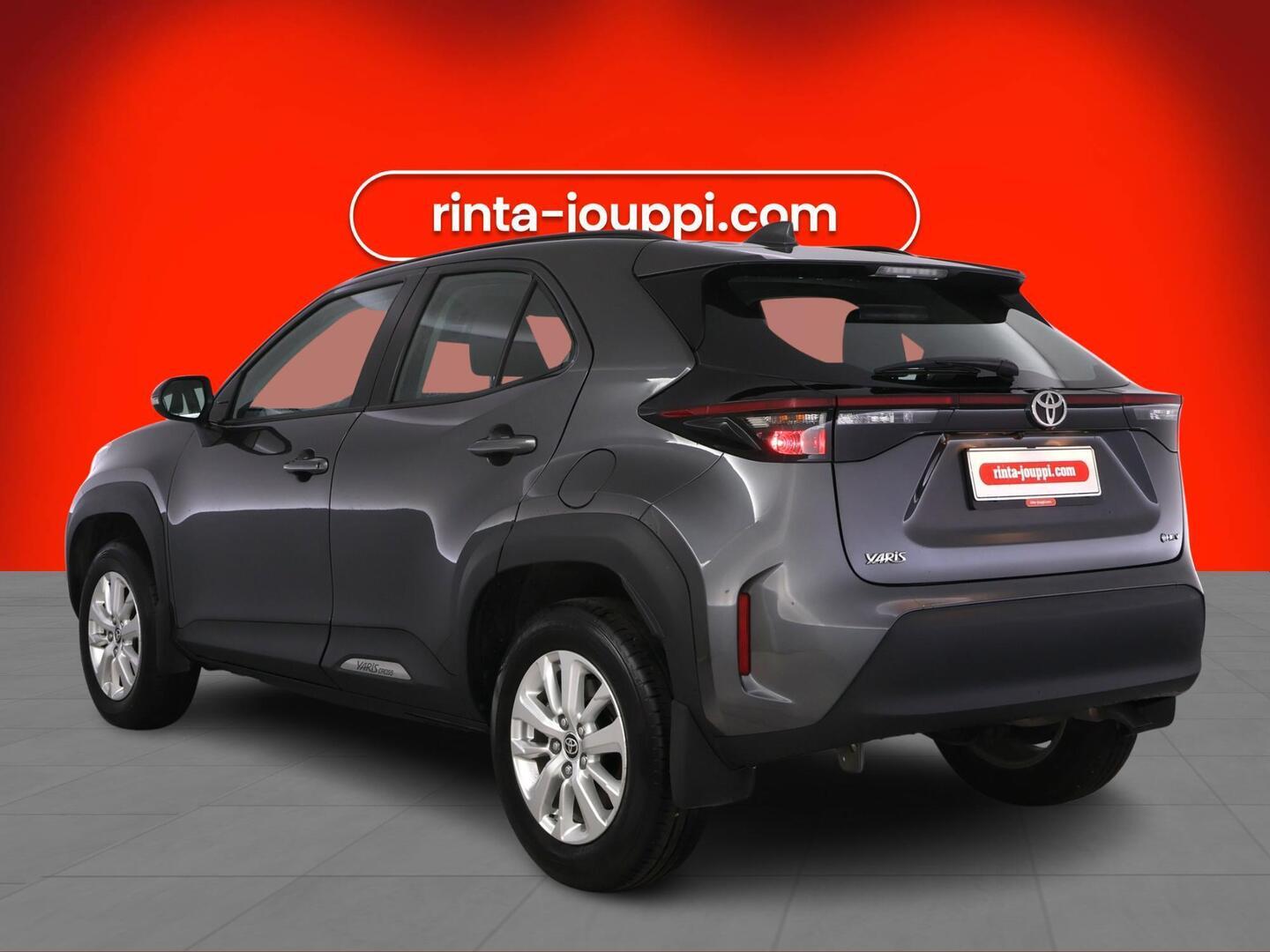 TOYOTA YARIS CROSS 2025